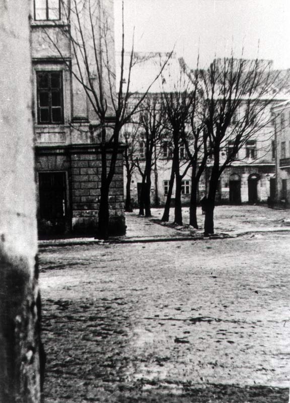 Rynek Starego Miasta w Lublinie, widok na kamienice i dawny Trybunał Koronny