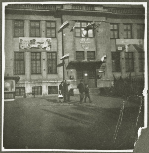 Widok na budynek poczty nr 2 w Lublinie