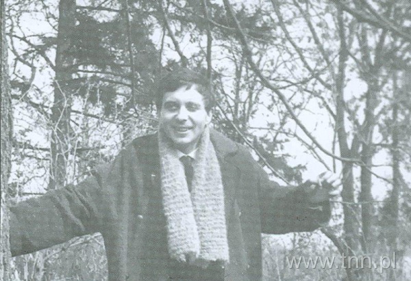 Mirosław Derecki w parku w Lubartowie
